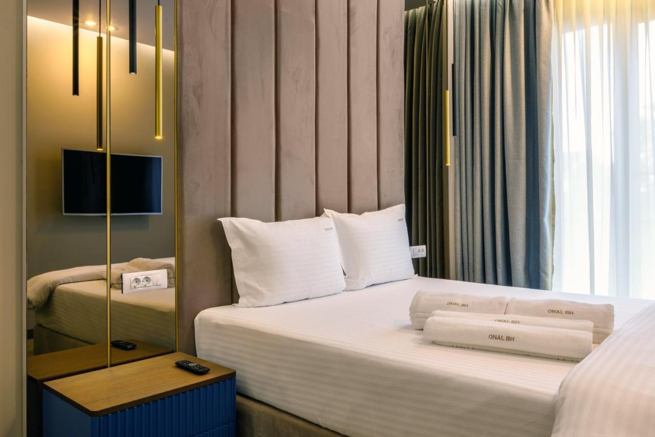 Onal Boutique Hotelier Мамая Екстериор снимка